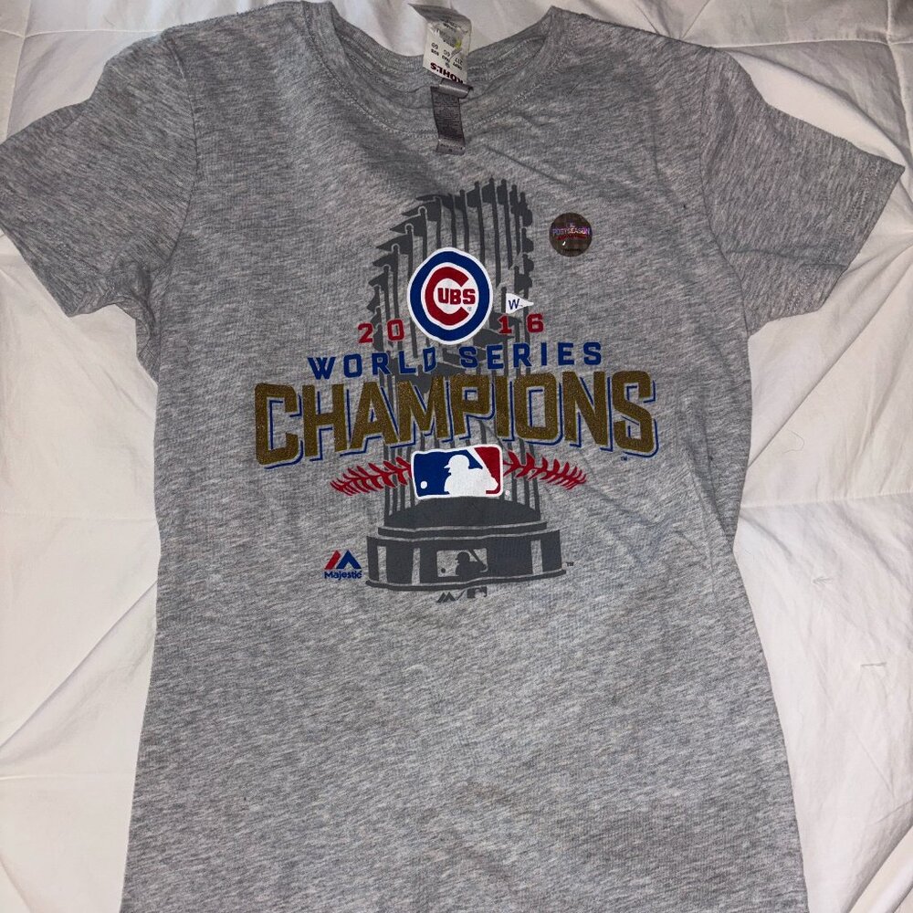 Chicago Cubs 2016 World Series Champions Women’s Gray T-Shirt Size Small NWT